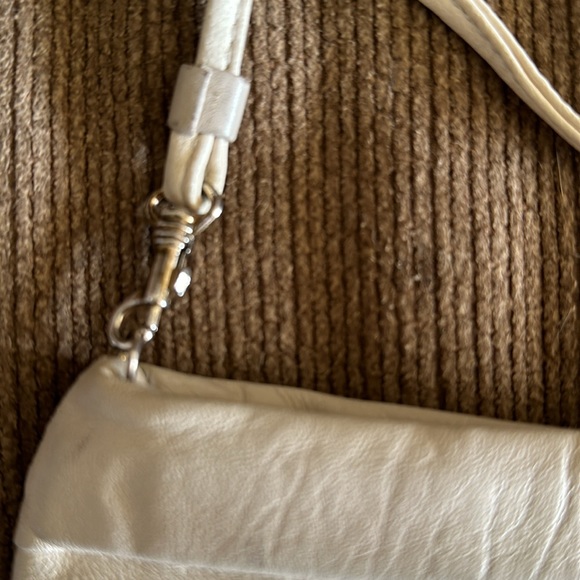 Jennifer Moore crossbody Vintage white cream ivory leather purse bag - Picture 4 of 9